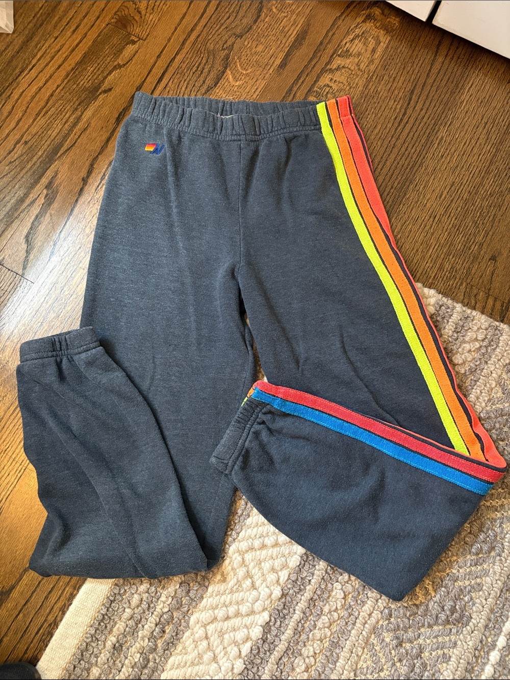 Aviator Nation Girls light weight sweat pants. Super soft fabric.